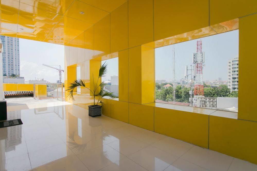 โรงแรมเดอะ วิน สุราบายา ภายนอก รูปภาพ